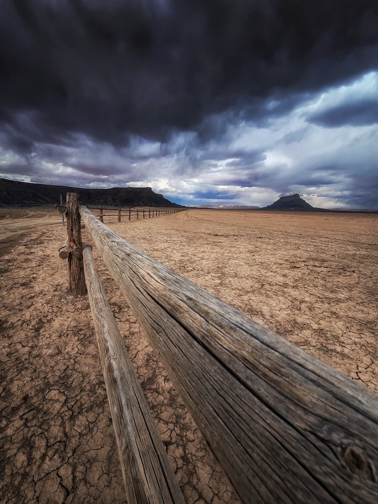 stormcloudskenjamesopenshutter21.jpg