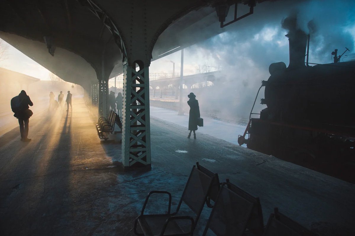 stpetersburgtrainstation.jpg