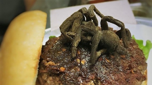 tarantulaburger.jpg