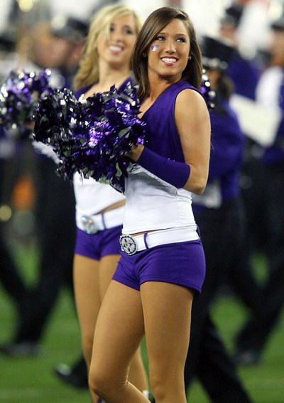 tcu_cheerleader_59210010431_Boise_St_v_TCU.jpg