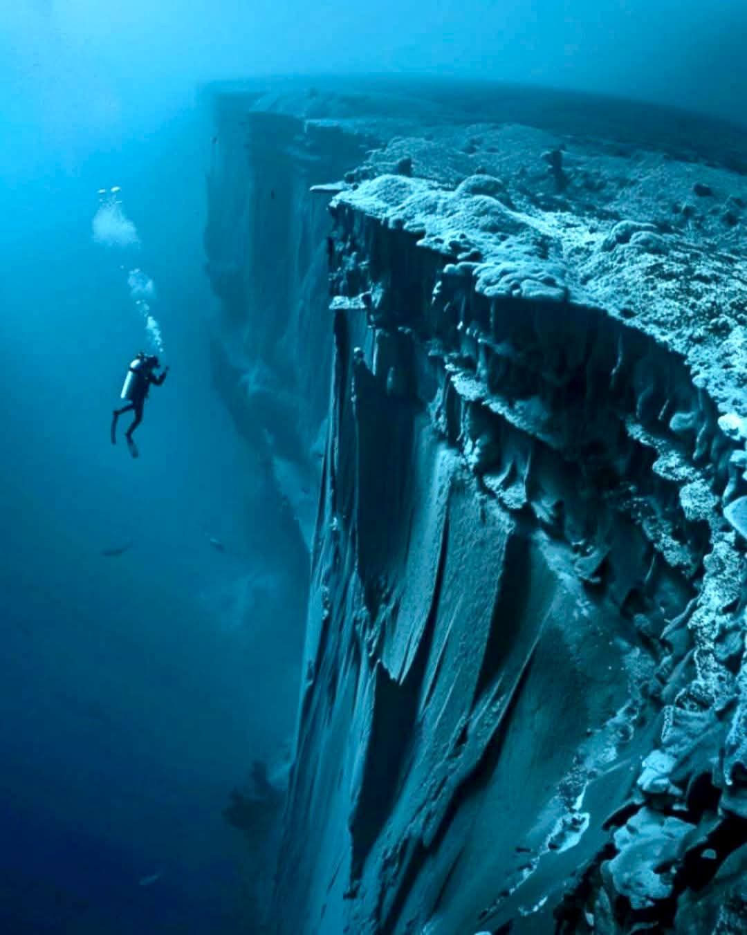 underseacliff.jpg